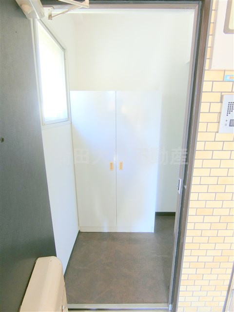 多摩リバビューマンションの玄関|玄関　