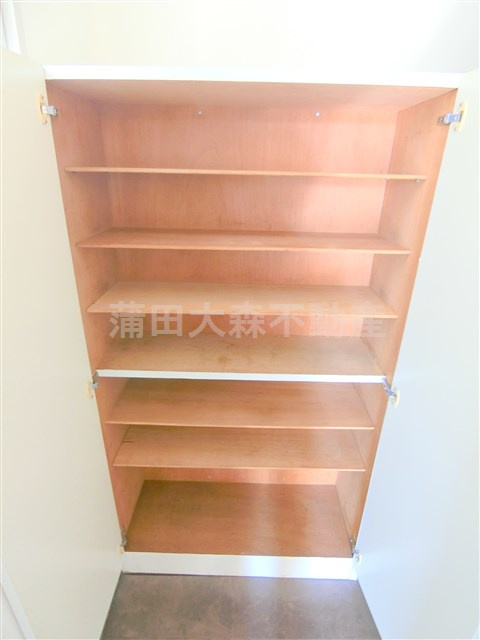 多摩リバビューマンションの収納|玄関収納