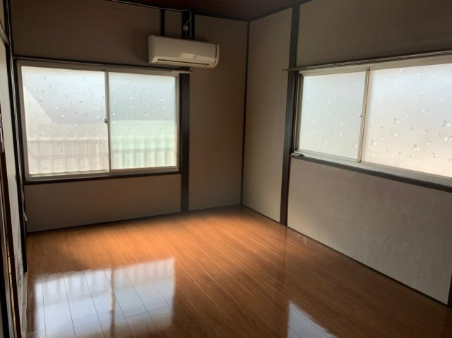 【居間・リビング】 | 即日案内可能です♪現地待ち合わせOK！どの物件でも当社でお得にご案内できますのでまとめて内覧ください♪