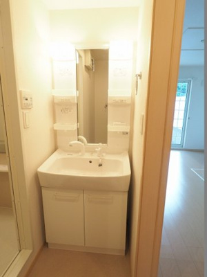 【洗面所】 | フレシール小倉東Ｒ | 使いやすい洗面所です