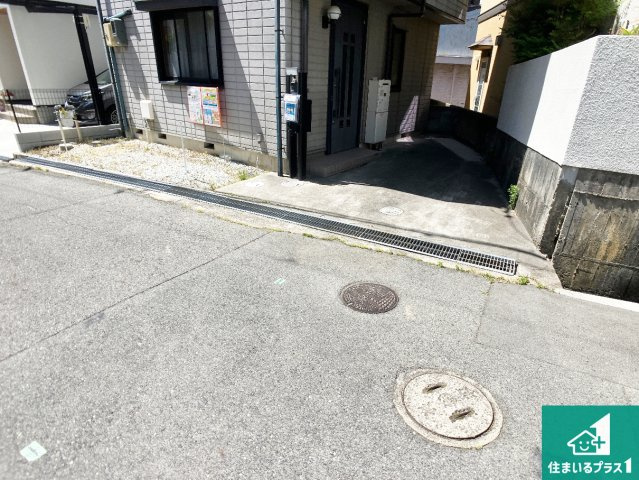 明石市藤江　中古一戸建ての駐車場|駐車スペース有ります！
