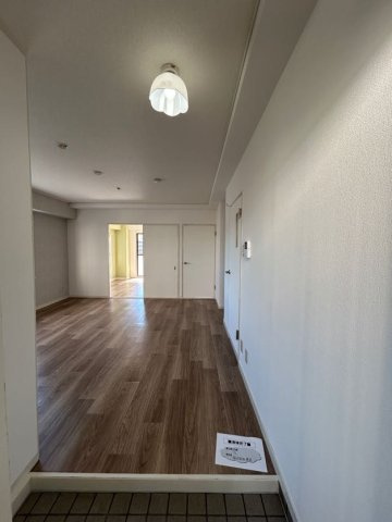 ハイツ菊水の玄関