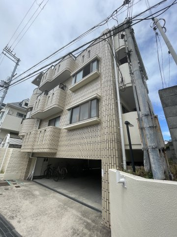 上祇園ハイツの外観