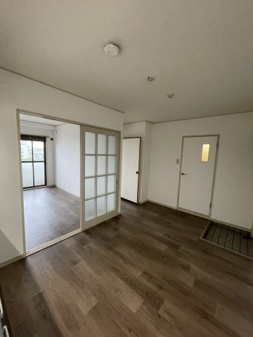 ハイツ菊水の居間・リビング
