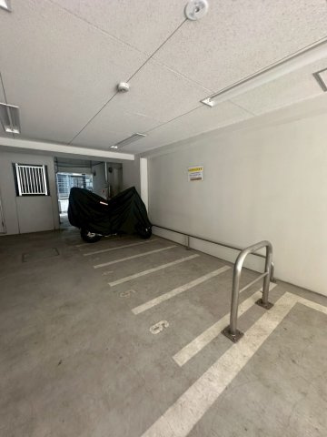 パークレジデンシャル博多の駐車場