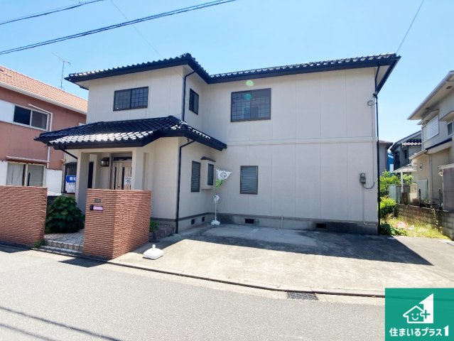 加古川市野口町良野　中古一戸建ての外観|お客様に長く安心して住んでいだだける事にこだわった家づくり！住んでからのアフターサービスにもしっかりと取り組んでいます！