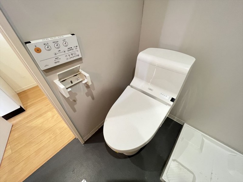 ｋａｋｕｒａのトイレ|落ち着いた色調のトイレです