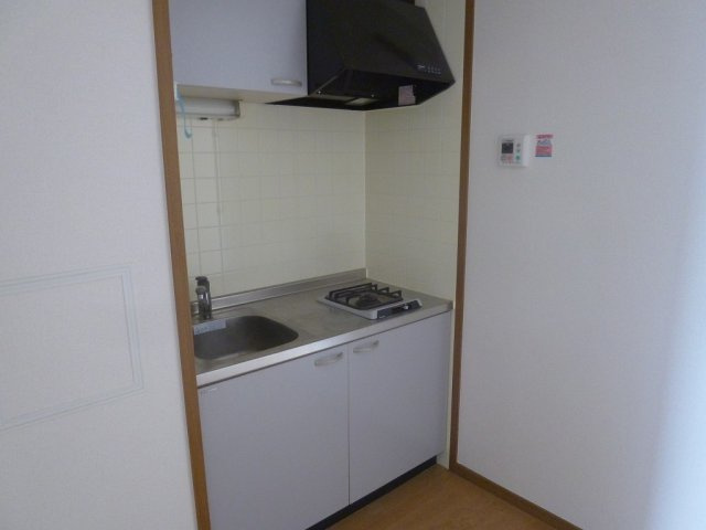 ＣＯＭＯＤＯ・ＳＥＮのキッチン|使いやすいキッチンです