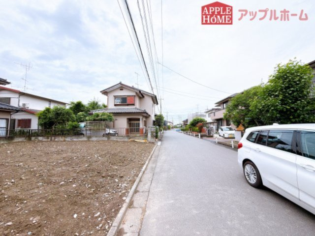 [新築住宅] 熊谷市肥塚 2期 全1棟の前面道路含む現地写真