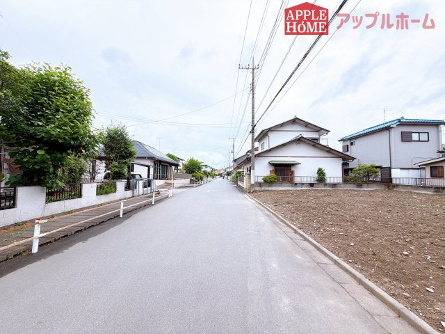 [新築住宅] 熊谷市肥塚 2期 全1棟の前面道路含む現地写真