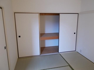明るい室内です