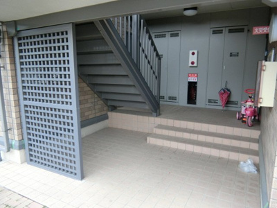 【エントランス】 | オークス玉瀬
