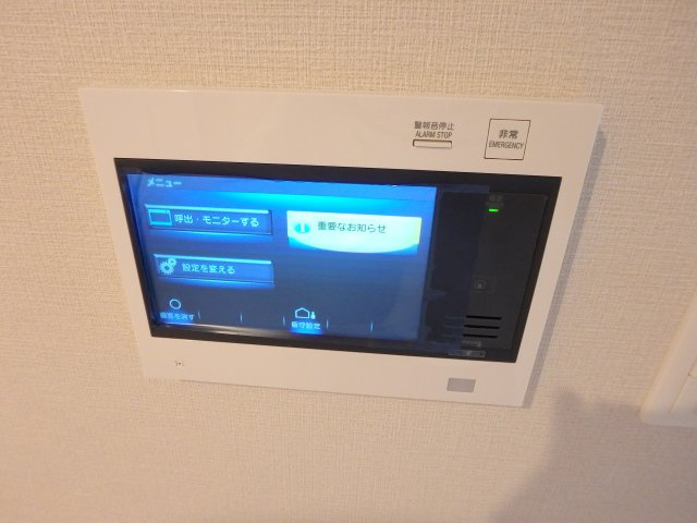 【セキュリティ】 | Ｌａ・Ｄｏｕｃｅｕｒ西宮北口 | 防水パン付き洗濯機置場