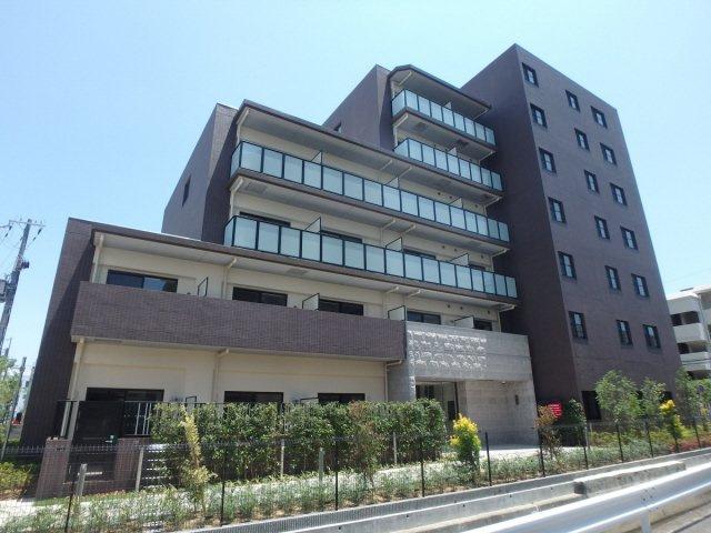 【外観】 | Ｌａ・Ｄｏｕｃｅｕｒ西宮北口 | 外観です