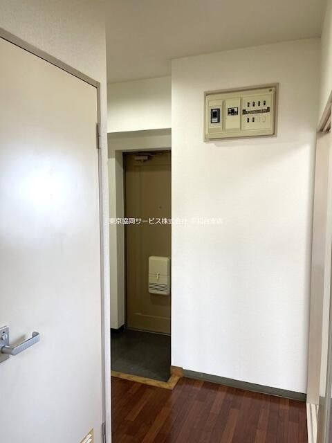 エステート矢島の玄関