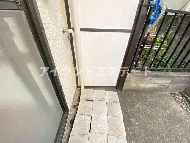 アルカディア弦巻　キッチンに窓　通風良好　シューズボックスの設備