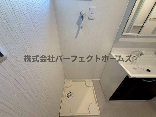 高野道ガレージハウスA棟の設備|洗濯機置場です