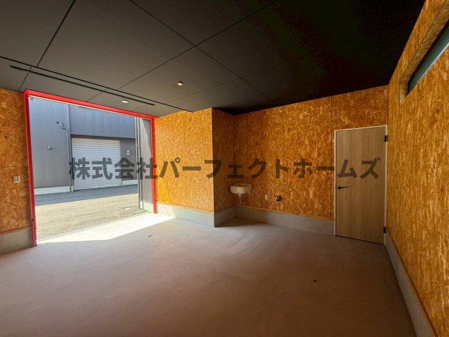 高野道ガレージハウスA棟の内装|物件の内装です