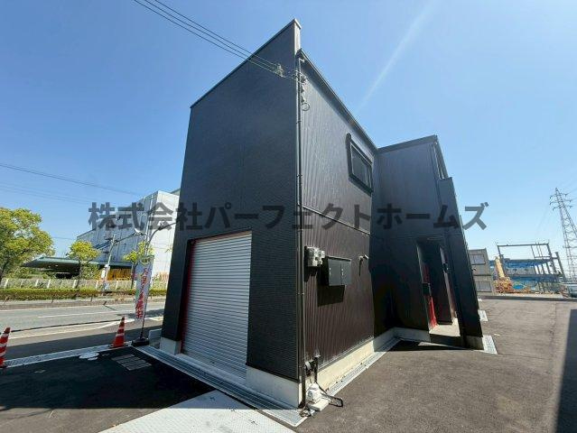 高野道ガレージハウスA棟