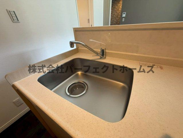 高野道ガレージハウスA棟のキッチン|キッチンです
