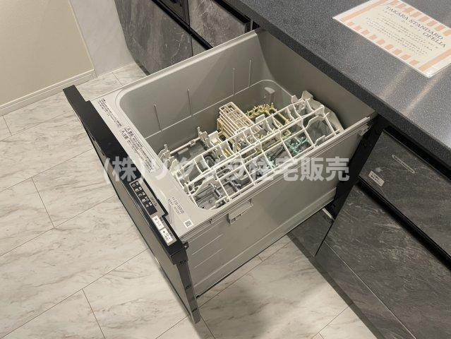 星和菊ヶ丘ハイツの設備|食器洗い乾燥機
■物件内覧・資金計画相談・住宅ローン相談、リフォーム相談、お問合せ受付中■
※当日・翌日のご内覧、ご相談はお電話でのお問合せがスムーズです！