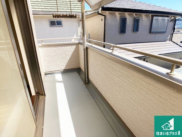 明石市大久保町大久保町　中古一戸建てのバルコニー|日当たりのよいバルコニー！お部屋が開放的に！