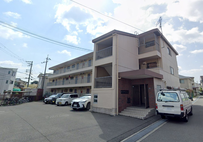 オークマンションのエントランス