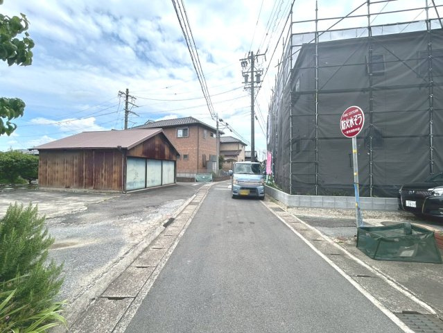 リーブルガーデン　一宮市蓮池第３　全２区画分譲の前面道路含む現地写真|「現地（2026年6月1日）撮影」　
■前面道路　
■ヤマダ不動産　株式会社リライフ