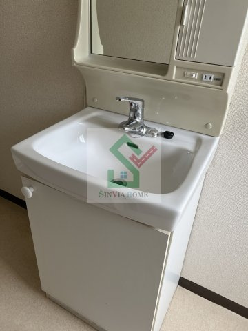グランドメゾン2号館の独立洗面台