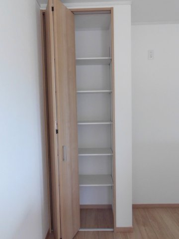 高津橋戸建の収納