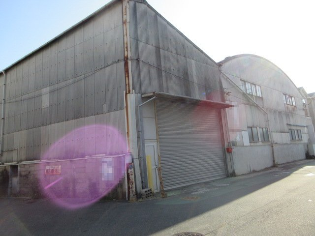 大東市氷野３丁目の工場