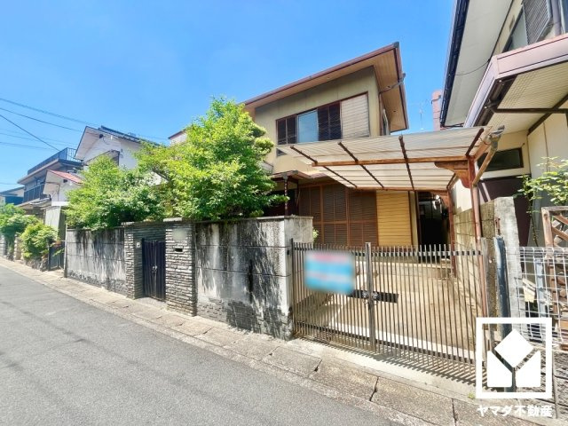 宇治市小倉町天王の駐車場