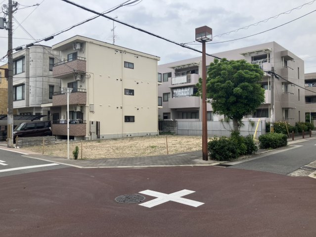 旭区清水2丁目土地の前面道路含む現地写真