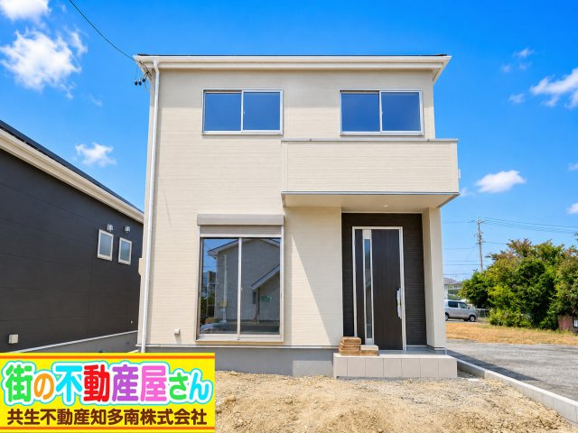 リーブルガーデン常滑市新田町3丁目　1号棟