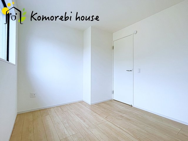 桶川市朝日　4期　新築戸建て　ケイアイグレイス　01の収納|便利な収納スペースです