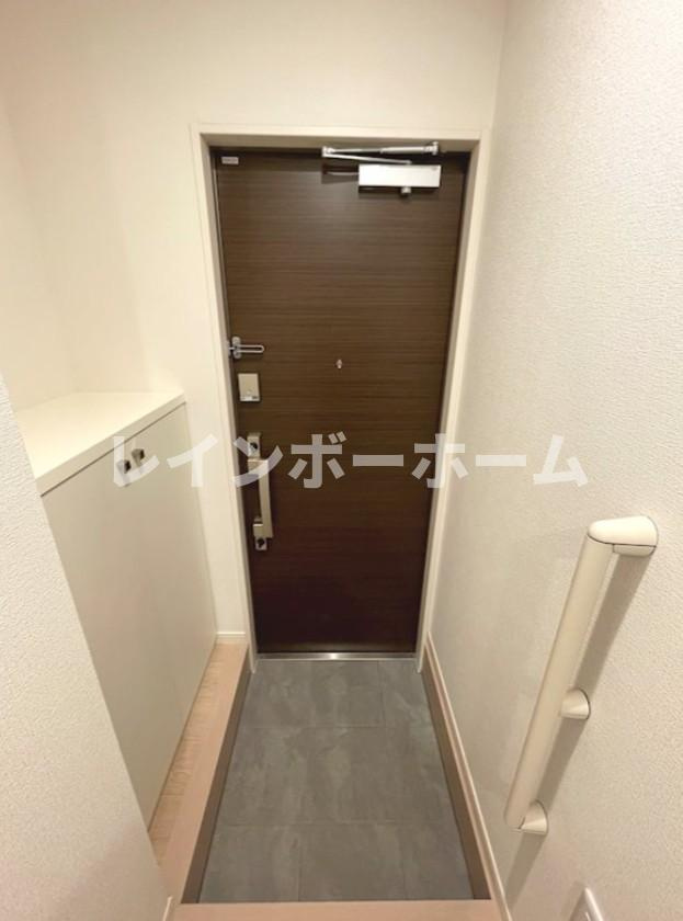 ハニーテラスの玄関