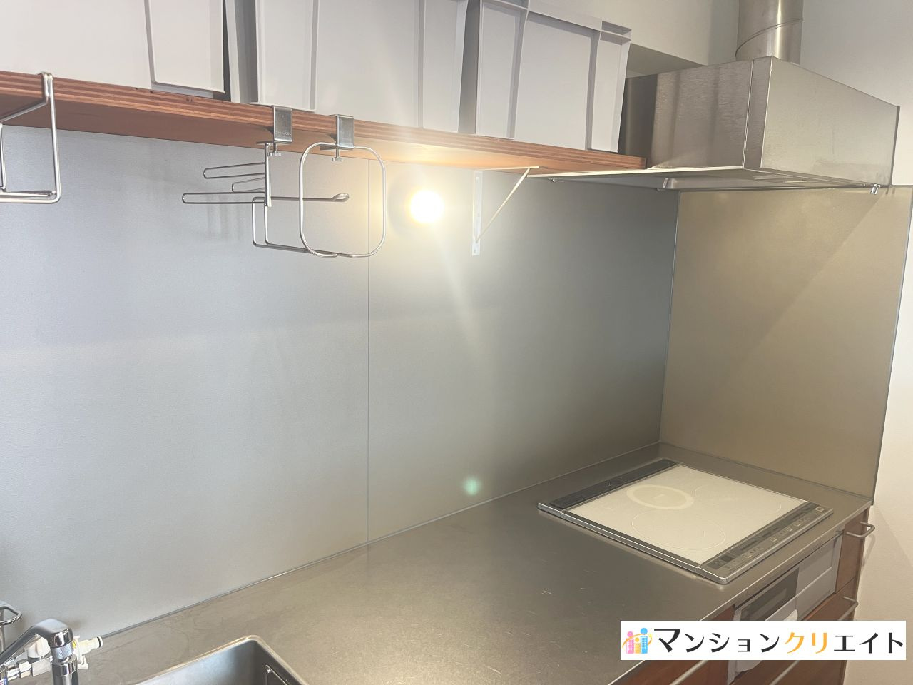 信開ドヌール二の宮【北欧風リノベーション済・ガレージ付】のキッチン|キッチン作業台