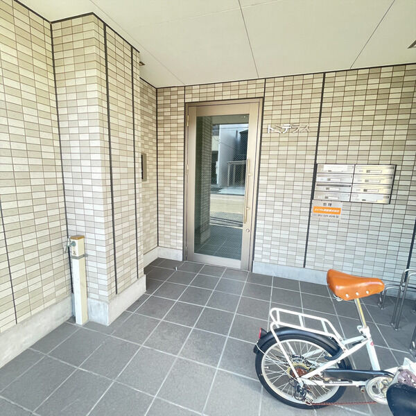トミテラス　名古屋市賃貸　仲介手数料無料のエントランス