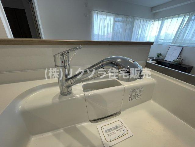 フロレスタ・ミオ山田池公園の設備|浄水器付き水栓
■物件内覧・資金計画相談・住宅ローン相談、リフォーム相談、お問合せ受付中■
※当日・翌日のご内覧、ご相談はお電話でのお問合せがスムーズです！