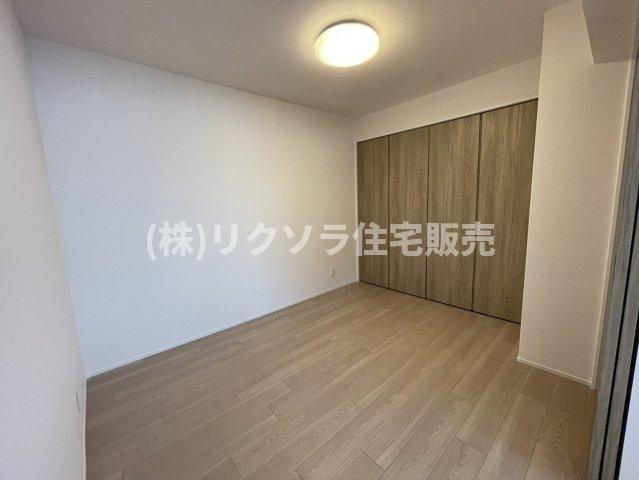 フロレスタ・ミオ山田池公園の寝室|洋室6.3帖
■物件内覧・資金計画相談・住宅ローン相談、リフォーム相談、お問合せ受付中■
※当日・翌日のご内覧、ご相談はお電話でのお問合せがスムーズです！