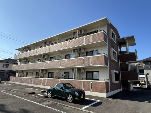 プラセール の外観