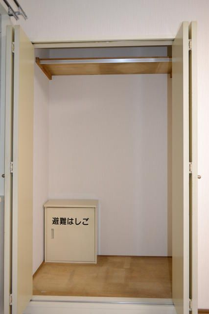 中村ハイツの収納