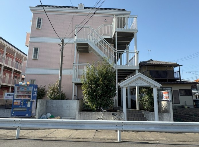 α-NEXT北越谷第4・2番館のエントランス