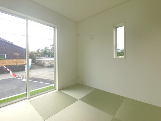 鳥栖市村田町第6 1号棟の和室|和を感じる部屋。来客用の部屋等に利用できます