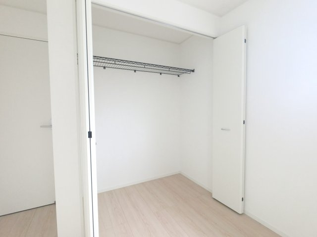 鳥栖市村田町第6 1号棟の収納|洋室②　収納スペースあり