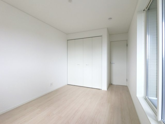 鳥栖市村田町第6 1号棟の洋室|洋室③