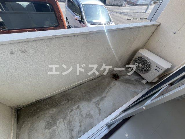 サンシャイン飯塚のバルコニー|高崎、前橋エリアのお部屋探しはエンドスケープまで！お客様の理想お聞かせ下さい♪