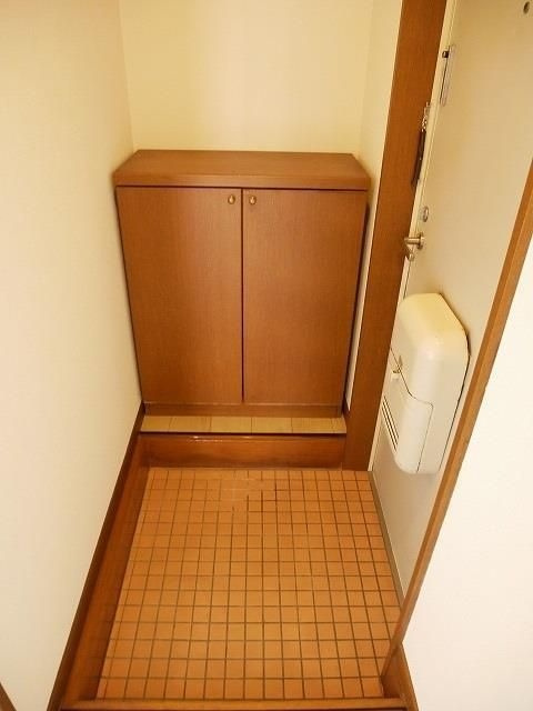 サウスフィールドA棟の玄関