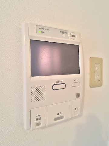 ステイタスガーデン別府Ⅱのセキュリティ|モニター付きインターホン。