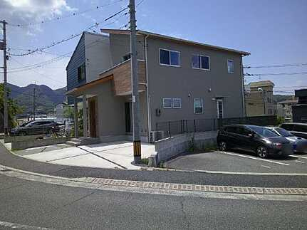 安芸区矢野東4丁目中古戸建の前面道路含む現地写真